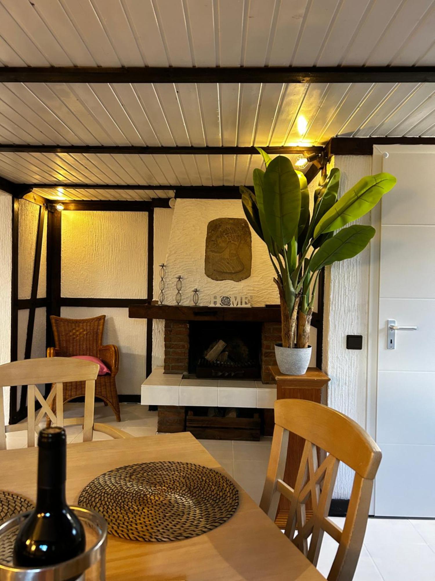 Guidos Place Souterrain Apartment Weissenthurm Buitenkant foto